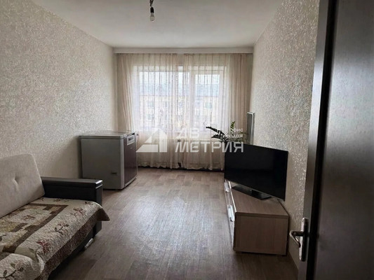 Продам двухкомнатную (2-комн.) квартиру, Южно-Сахалинская ул, 6, Южно-Сахалинск г
