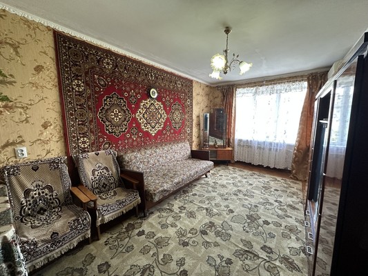 Продам трехкомнатную (3-комн.) квартиру, Ворошилова ул, 65, Кропоткин г