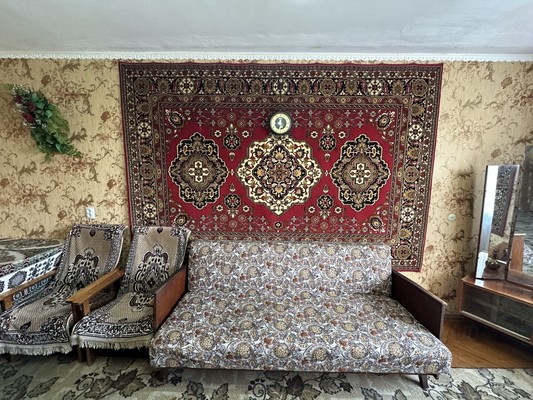 Продам трехкомнатную (3-комн.) квартиру, Ворошилова ул, 65, Кропоткин г