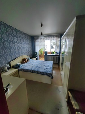 Продам трехкомнатную (3-комн.) квартиру, Маршала Жукова ул, 5, Симферополь г