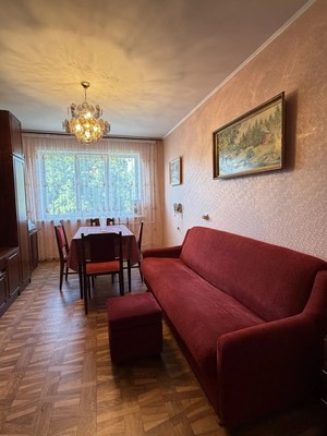 Продам трехкомнатную (3-комн.) квартиру, Комиссара Габишева ул, 19, Казань г