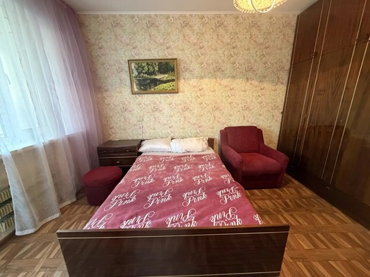 Продам трехкомнатную (3-комн.) квартиру, Комиссара Габишева ул, 19, Казань г
