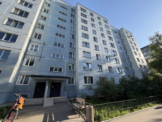 Продам трехкомнатную (3-комн.) квартиру, Комиссара Габишева ул, 19, Казань г