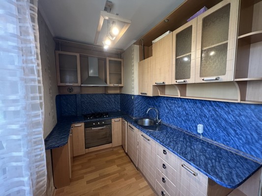 Продам двухкомнатную (2-комн.) квартиру, Дыбенко ул, 12к3, Санкт-Петербург г