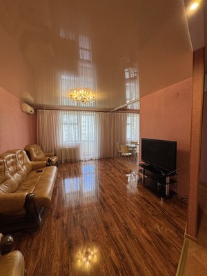 Продам трехкомнатную (3-комн.) квартиру, И.Г.Лексина ул, 52, Симферополь г