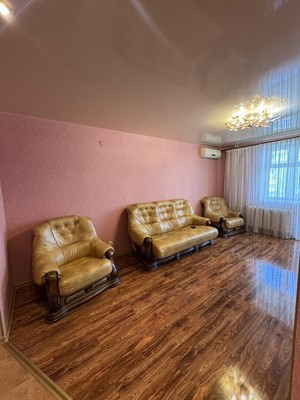 Продам трехкомнатную (3-комн.) квартиру, И.Г.Лексина ул, 52, Симферополь г