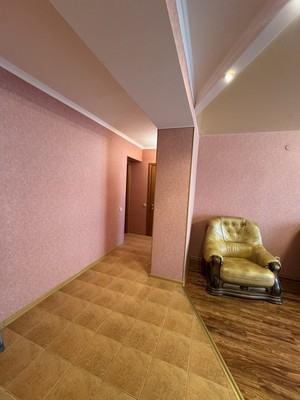 Продам трехкомнатную (3-комн.) квартиру, И.Г.Лексина ул, 52, Симферополь г
