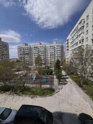 Продам трехкомнатную (3-комн.) квартиру, И.Г.Лексина ул, 52, Симферополь г