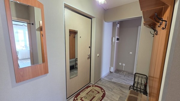 Продам двухкомнатную (2-комн.) квартиру, Бакинских комиссаров ул, 105, Екатеринбург г