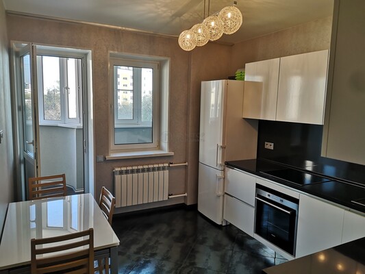 Продам однокомнатную (1-комн.) квартиру, 1-я Новокузьминская ул, 11, Москва г