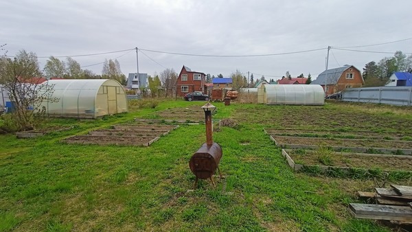 Продам участок 8,2 соток, ИЖС, СОТ Движенец 3 км автодороги Х-М-Т снт, Ханты-Мансийск г, 0 км от города