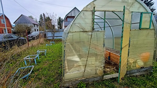 Продам участок 8,2 соток, ИЖС, СОТ Движенец 3 км автодороги Х-М-Т снт, Ханты-Мансийск г, 0 км от города