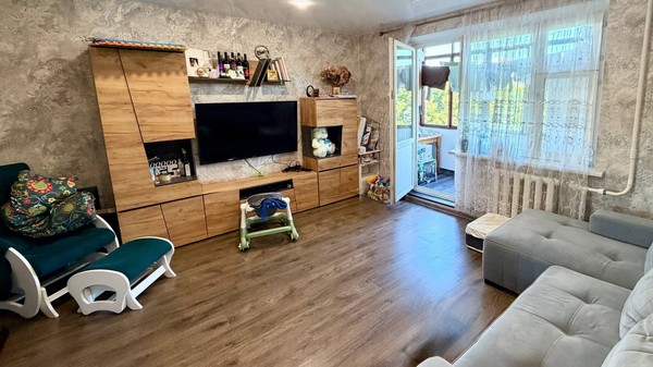 Продам двухкомнатную (2-комн.) квартиру, Согласия ул, 6ка, Калининград г