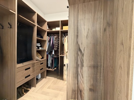Продам трехкомнатную (3-комн.) квартиру, Ленина (Молдовка мкр) ул, 219кК, Сочи г