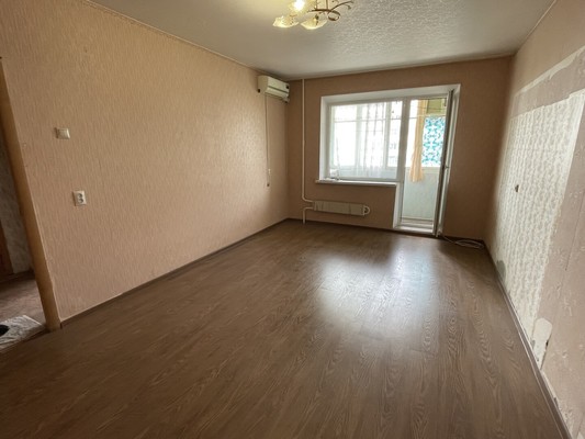 Продам однокомнатную (1-комн.) квартиру, Видова ул, 165, Новороссийск г