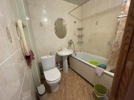 Продам однокомнатную (1-комн.) квартиру, Видова ул, 165, Новороссийск г