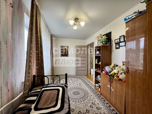 Продам трехкомнатную (3-комн.) квартиру, Полковая ул, 253, Славянск-на-Кубани г