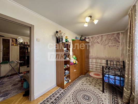 Продам трехкомнатную (3-комн.) квартиру, Полковая ул, 253, Славянск-на-Кубани г