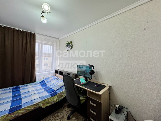 Продам трехкомнатную (3-комн.) квартиру, Полковая ул, 253, Славянск-на-Кубани г