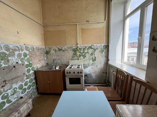 Продам двухкомнатную (2-комн.) квартиру, Шортанова ул, 175к1, Нальчик г