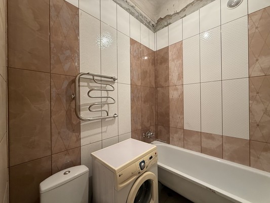 Продам двухкомнатную (2-комн.) квартиру, Шортанова ул, 175к1, Нальчик г