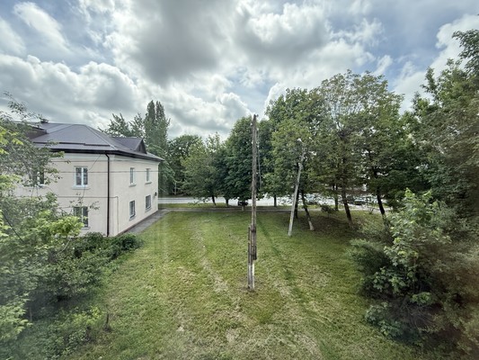 Продам двухкомнатную (2-комн.) квартиру, Шортанова ул, 175к1, Нальчик г