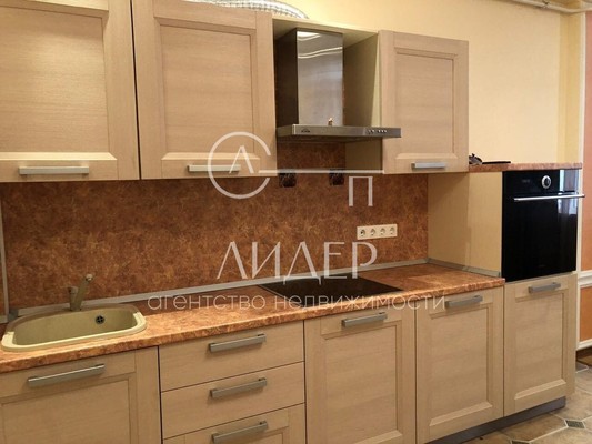 Продам однокомнатную (1-комн.) квартиру, Рахманинова (Центральный р-н) пер, 39к12, Сочи г