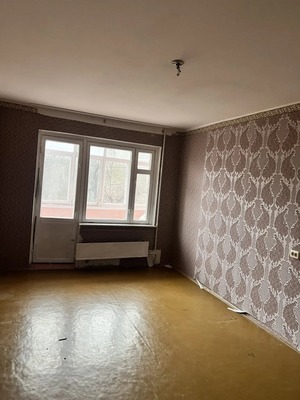Продам комнату в 3-комн. квартире, Героев Сталинграда ул, 35, Симферополь г