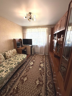 Продам комнату в 8-комн. квартире, Оренбургский Тракт ул, 2, Казань г