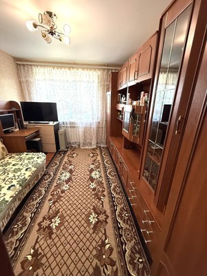 Продам комнату в 8-комн. квартире, Оренбургский Тракт ул, 2, Казань г