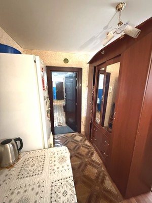 Продам комнату в 8-комн. квартире, Оренбургский Тракт ул, 2, Казань г