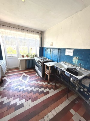 Продам комнату в 8-комн. квартире, Оренбургский Тракт ул, 2, Казань г