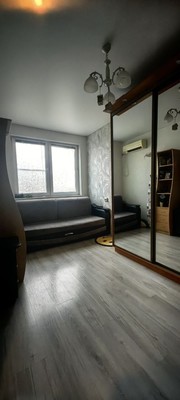 Продам однокомнатную (1-комн.) квартиру, Магистральная ул, 11к3, Краснодар г