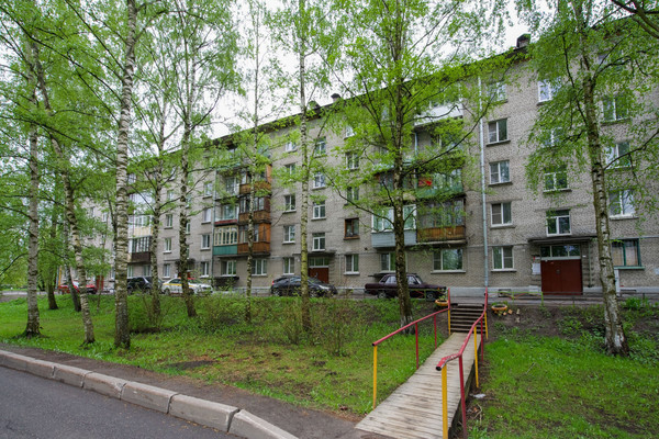 Продам однокомнатную (1-комн.) квартиру, Политрука Пасечника (Торики тер.) ул, 11к2, Санкт-Петербург г