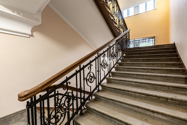 Продам офисное помещение 1 695 м2, Кривоколенный пер, 5, Москва г