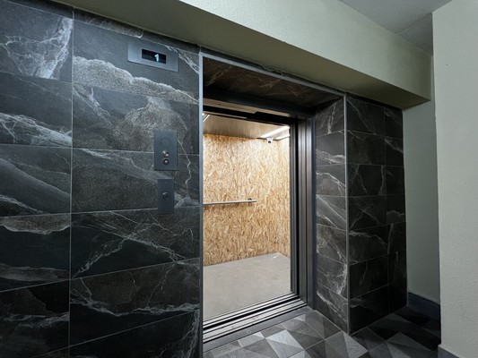 Продам трехкомнатную (3-комн.) квартиру, Кирова ул, 25, Йошкар-Ола г