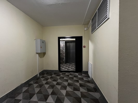 Продам трехкомнатную (3-комн.) квартиру, Кирова ул, 25, Йошкар-Ола г