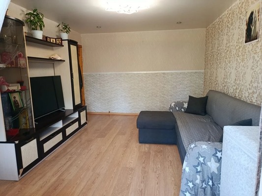 Продам двухкомнатную (2-комн.) квартиру, Санаторная ул, 1, Октябрьский п