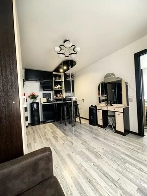 Продам 2-комн. в 4-комн. квартире, Гражданский пр-кт, 105к4, Санкт-Петербург г