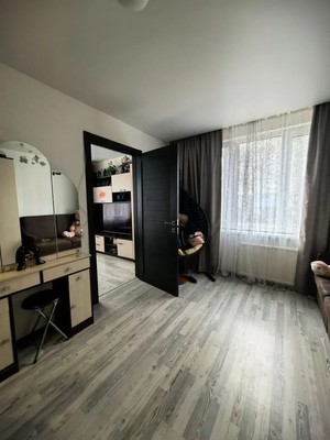 Продам 2-комн. в 4-комн. квартире, Гражданский пр-кт, 105к4, Санкт-Петербург г