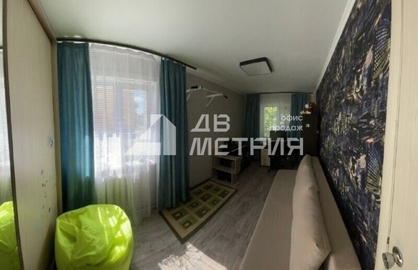 Продам двухкомнатную (2-комн.) квартиру, Мира пр-кт, 180, Южно-Сахалинск г