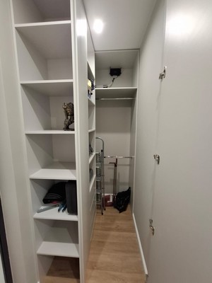 Продам трехкомнатную (3-комн.) квартиру, им Б.П.Полевого ул, 1, Южно-Сахалинск г