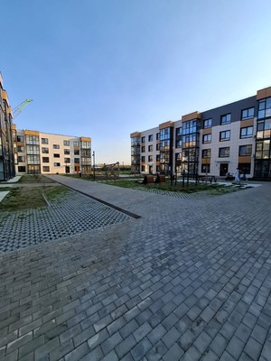 Продам трехкомнатную (3-комн.) квартиру, им Б.П.Полевого ул, 1, Южно-Сахалинск г