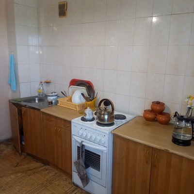 Продам двухкомнатную (2-комн.) квартиру, Королева пр-кт, 3/4, Ростов-на-Дону г