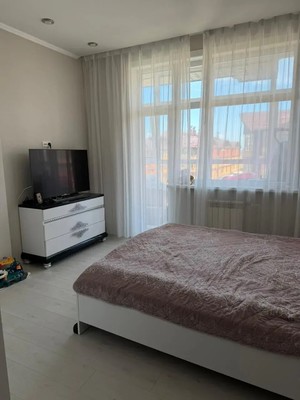 Продам двухкомнатную (2-комн.) квартиру, Ветеранская ул, 16к8, Южно-Сахалинск г