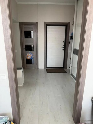 Продам двухкомнатную (2-комн.) квартиру, Ветеранская ул, 16к8, Южно-Сахалинск г