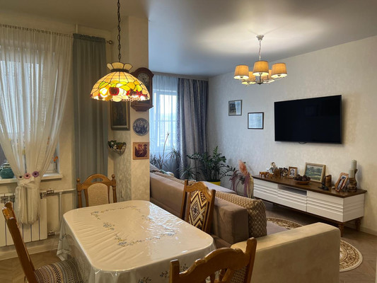 Продам трехкомнатную (3-комн.) квартиру, Южная ул, 19, Новороссийск г