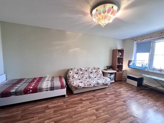 Продам двухкомнатную (2-комн.) квартиру, Мурата Ахеджака ул, 24, Новороссийск г
