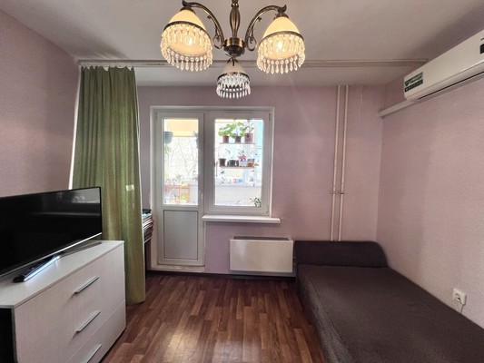 Продам двухкомнатную (2-комн.) квартиру, Мурата Ахеджака ул, 24, Новороссийск г
