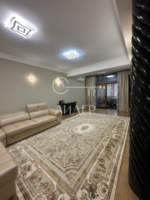 Продам трехкомнатную (3-комн.) квартиру, Курортный (Хостинский р-н) пр-кт, 95А, Сочи г